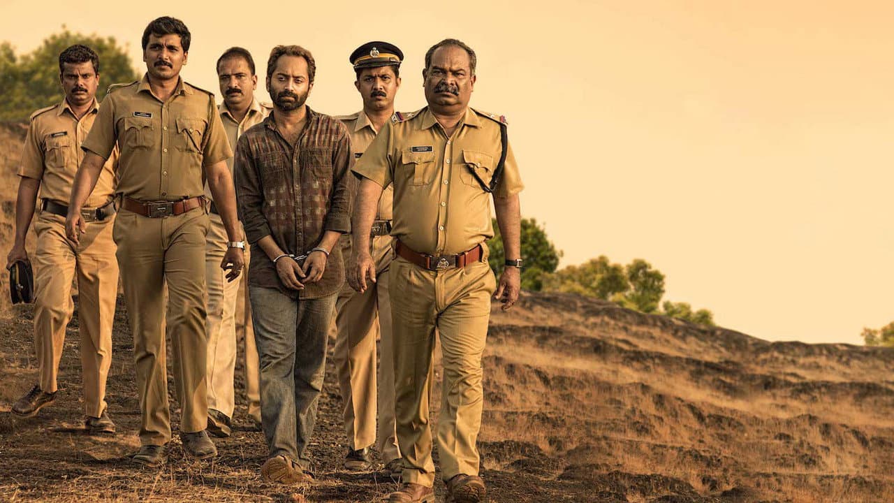 Thondimuthalum Driksakshiyum Review: A Quiet Gem still 4