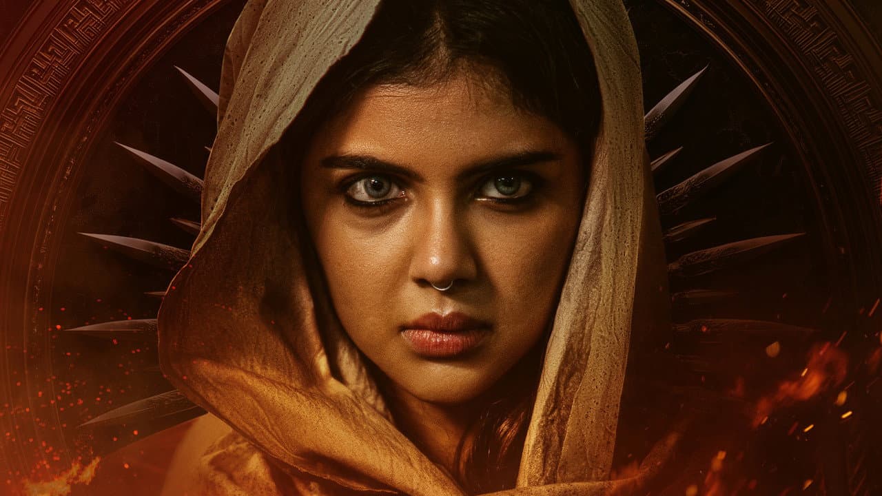 Lokah Chapter 1: Chandra Review - A Gripping Indian Thrill still 4