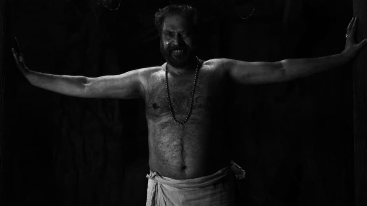 Bramayugam Movie Review: A Haunting Malayalam Masterpiece still 3
