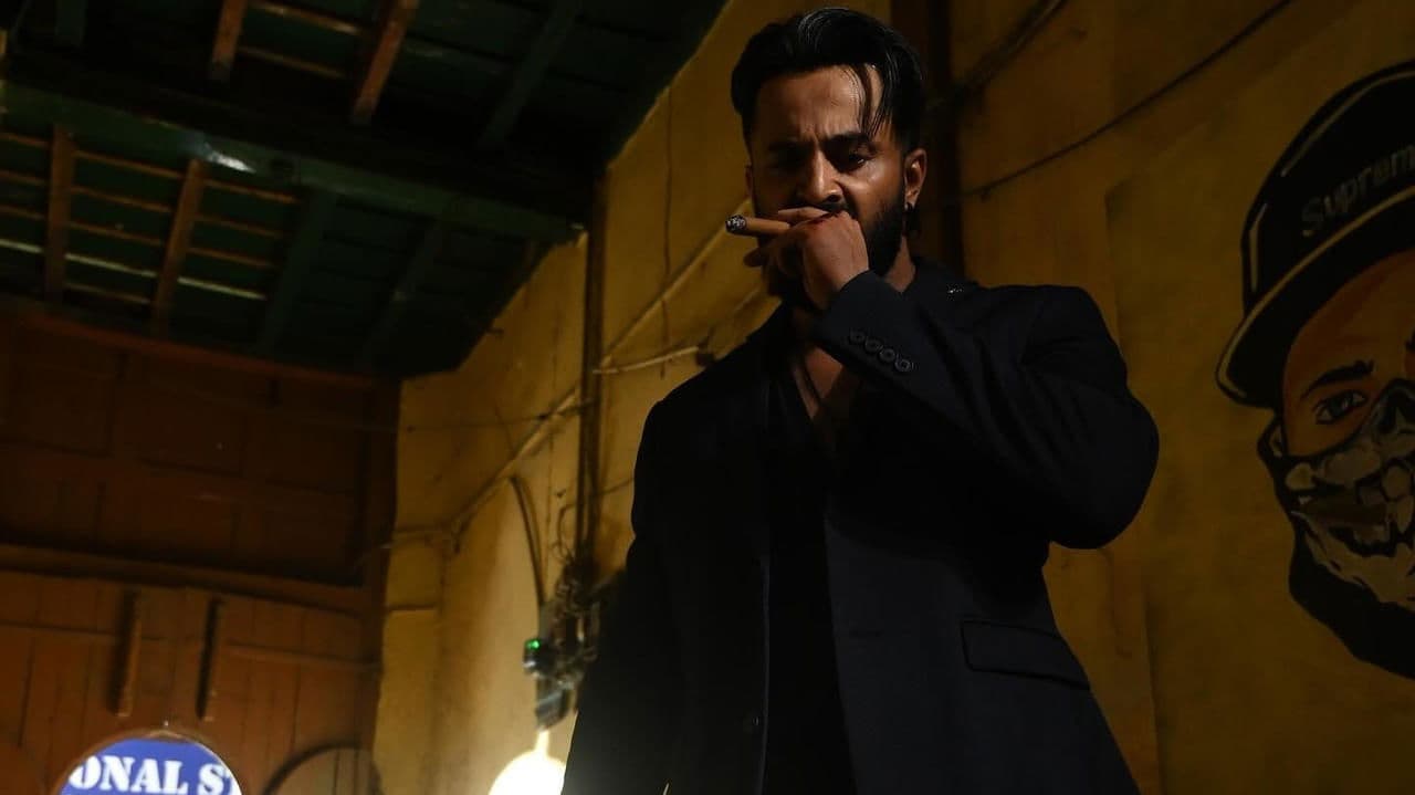 Marco Movie Review: A Gripping Thriller Unpacked still 7
