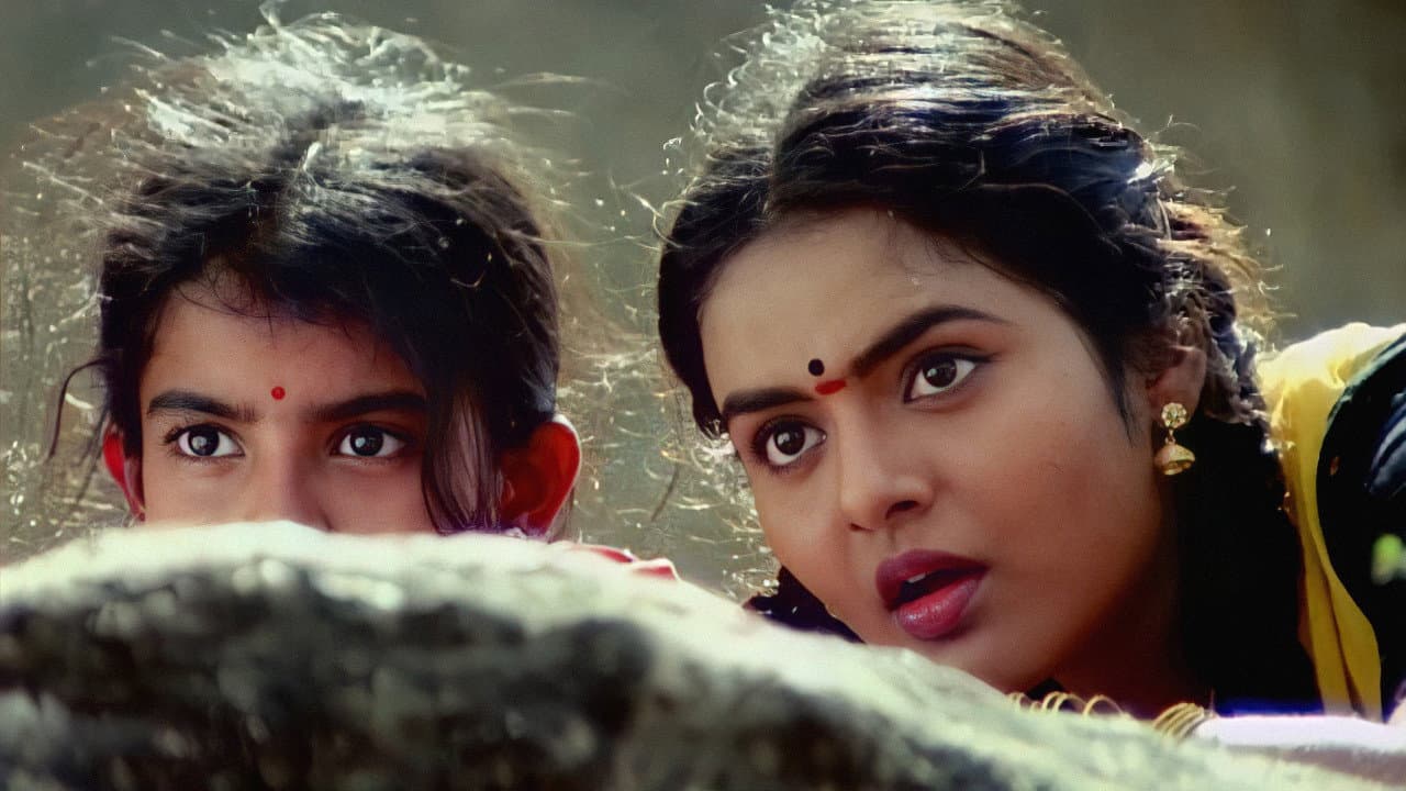 Roja still 1